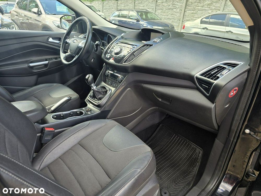 Ford Kuga 2.0 TDCi AWD Titanium - 10