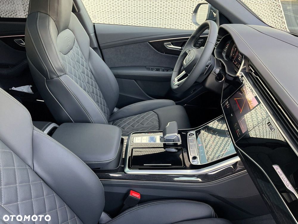 Audi Q8 - 19
