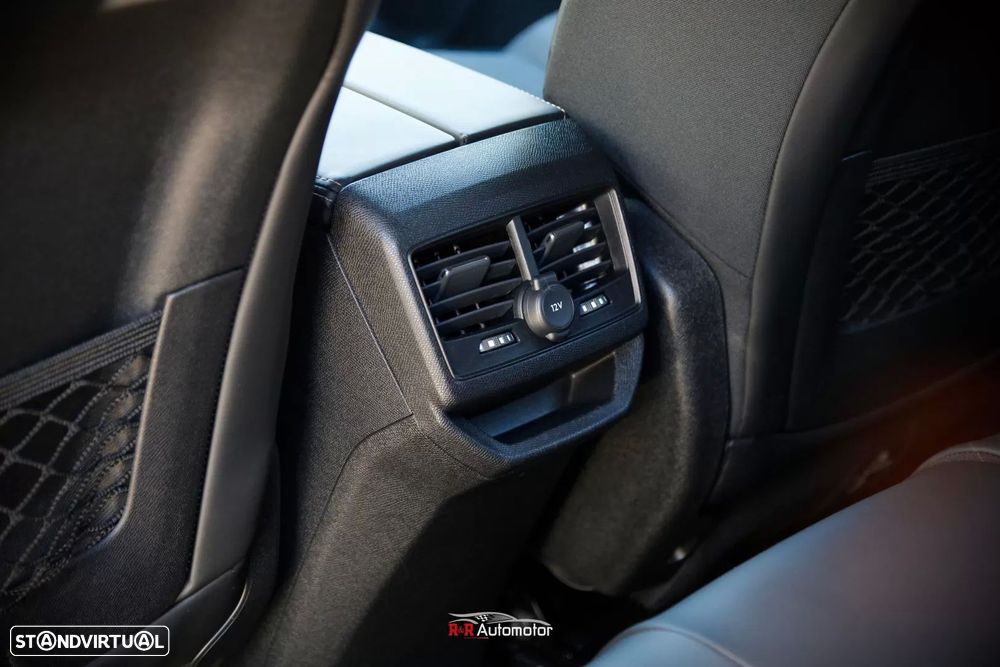 Peugeot 3008 1.6 BlueHDi GT Line EAT6 - 17