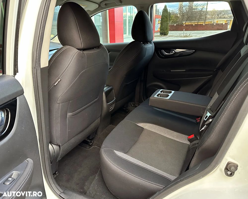 Nissan Qashqai - 32