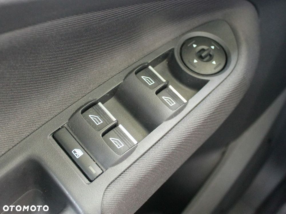 Ford C-MAX - 19