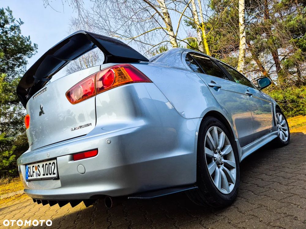 Mitsubishi Lancer 1.8 Intense - 10