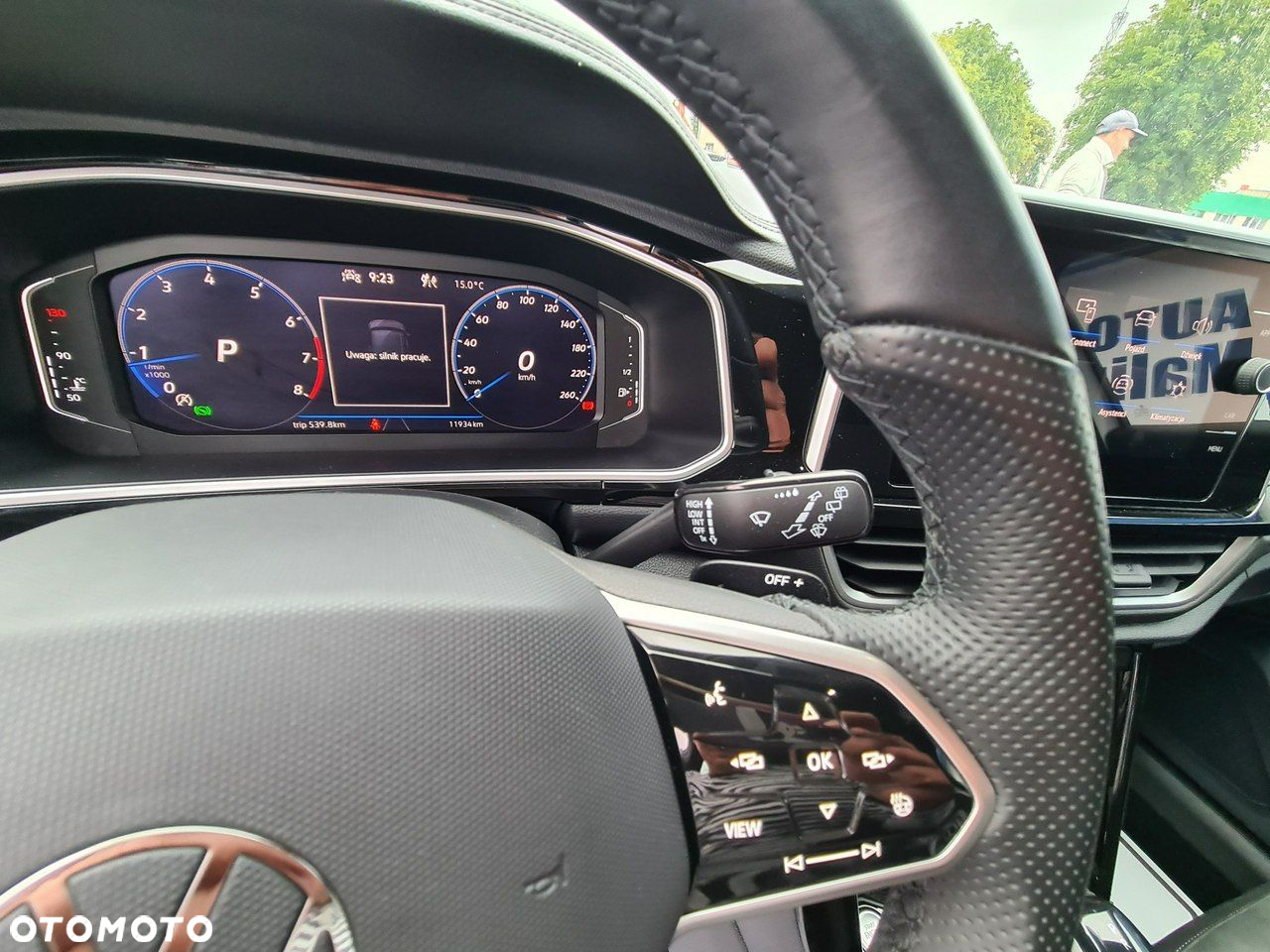 Volkswagen T-Roc 1.5 TSI R-Line DSG - 24