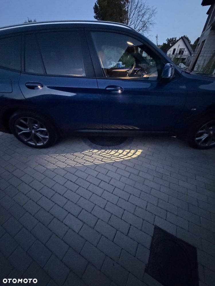 BMW X3 xDrive20d - 23