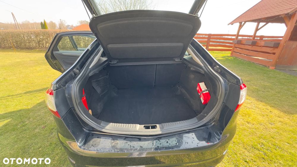 Ford Mondeo 2.0 TDCi Titanium - 16