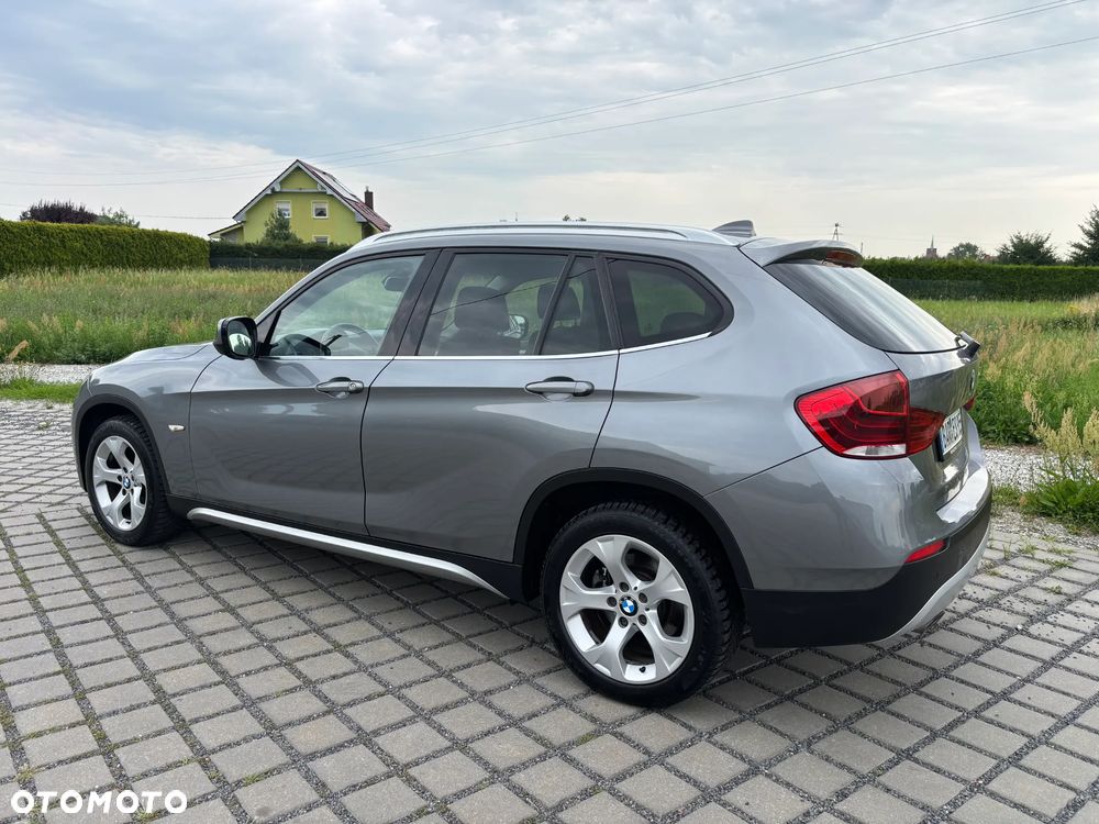 BMW X1 sDrive18d xLine - 14
