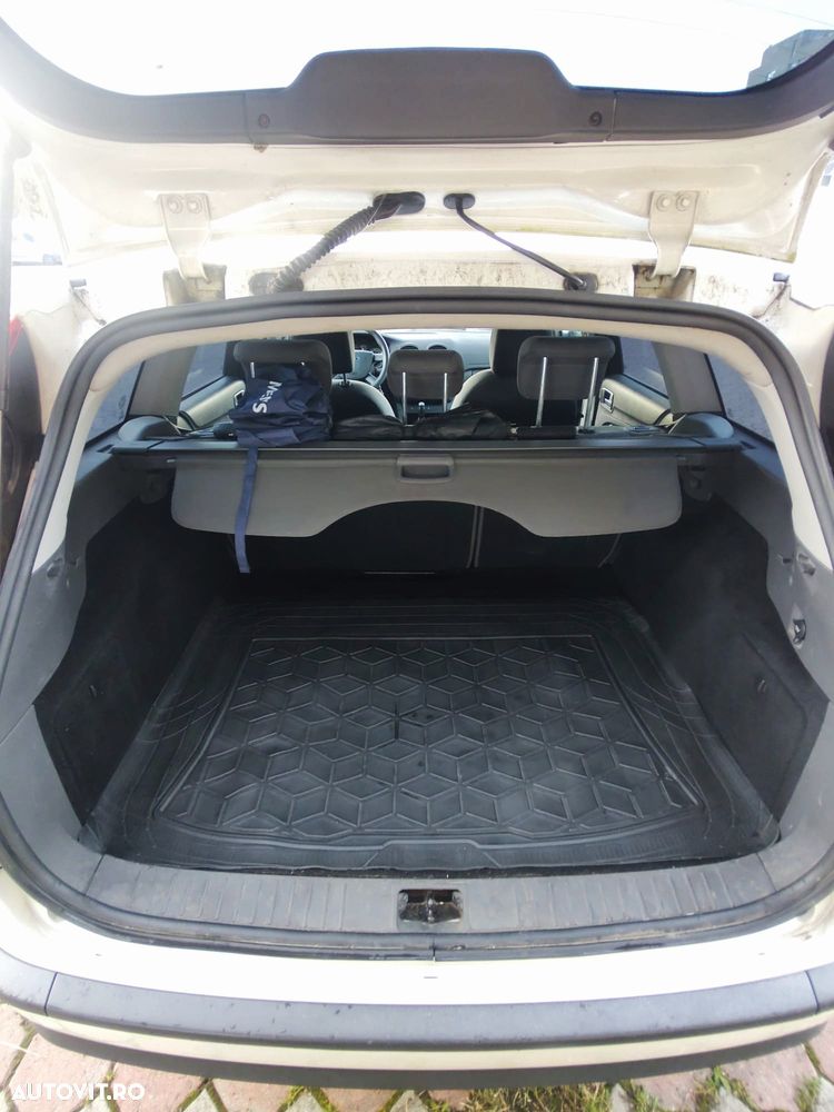 Ford Focus 1.6 TDCi Ambiente - 9