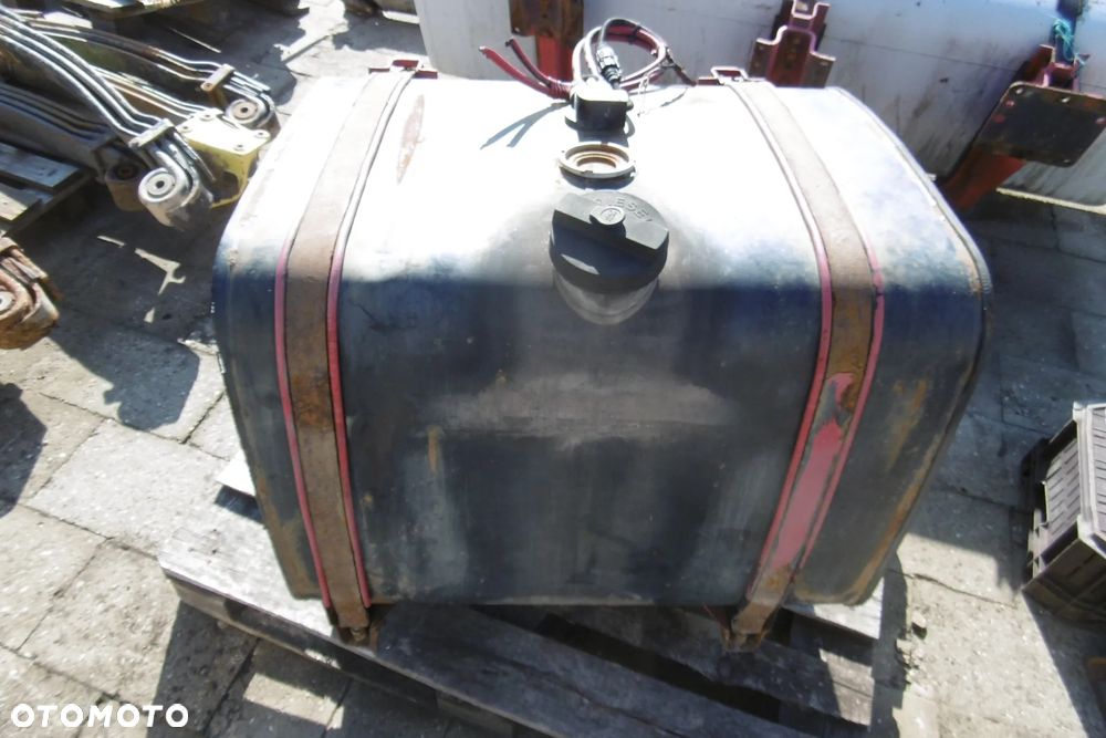 Zbiornik paliwa Man F2000 Tga F90 6x4 8x4 6x6 - 10