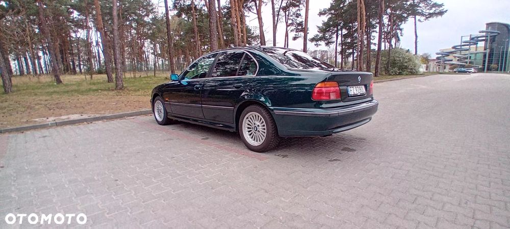 BMW Seria 5 520i - 5