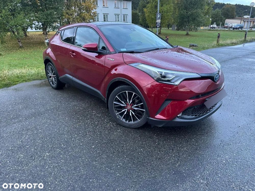 Toyota C-HR Lounge - 1