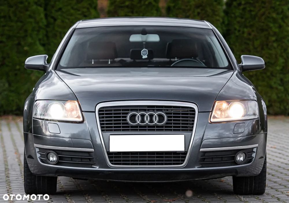 Audi A6 2.4 - 18