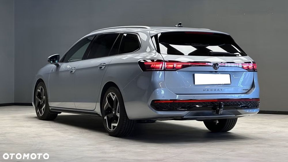 Volkswagen Passat - 18