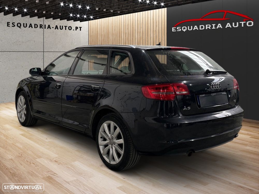 Audi A3 Sportback 1.6 TDI Advance - 4