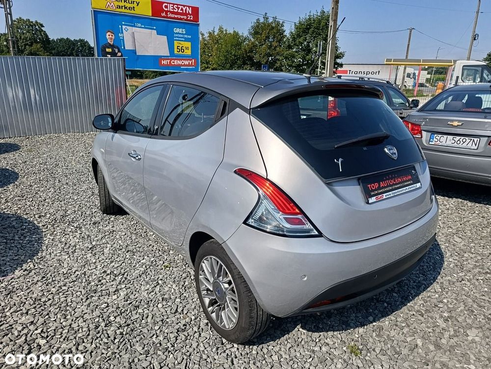 Lancia Ypsilon 1.2 8V Gold S&S EU6 - 4