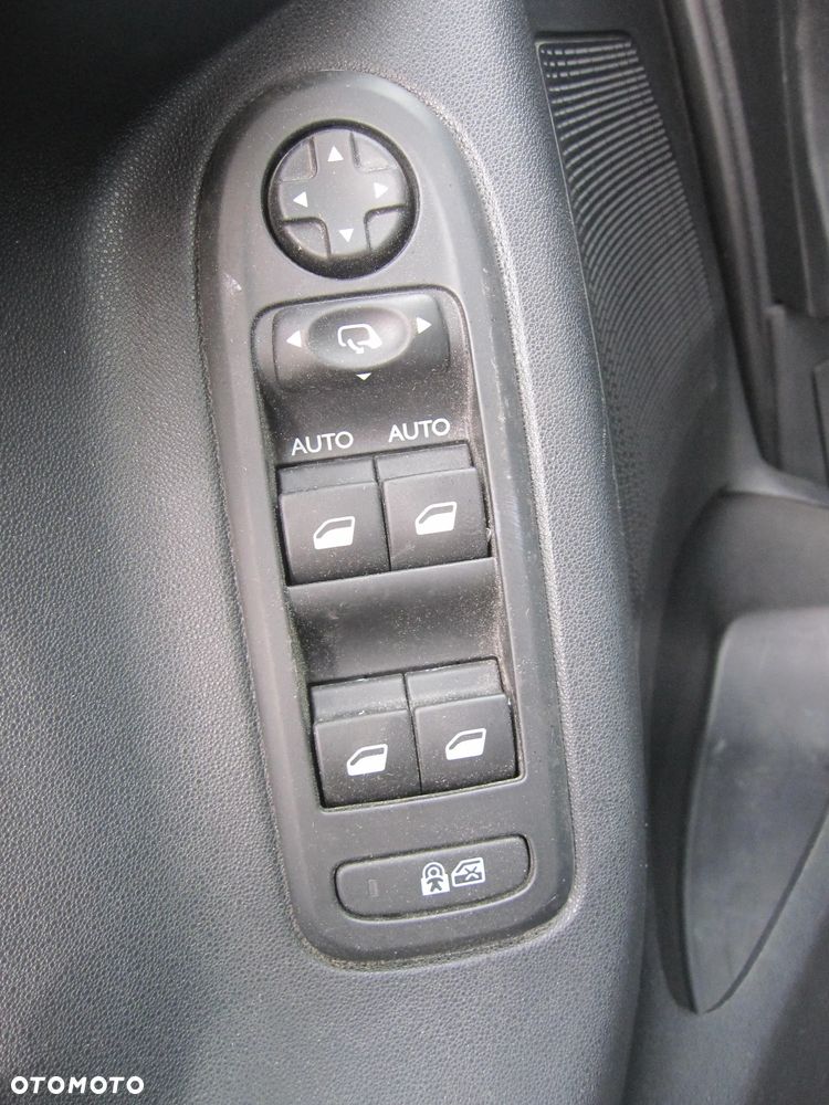 Citroën C3 1.6 HDi Exclusive Euro5 - 11