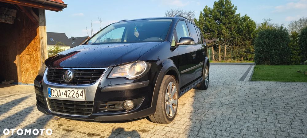 Volkswagen Touran 1.4 TSI Cross - 2