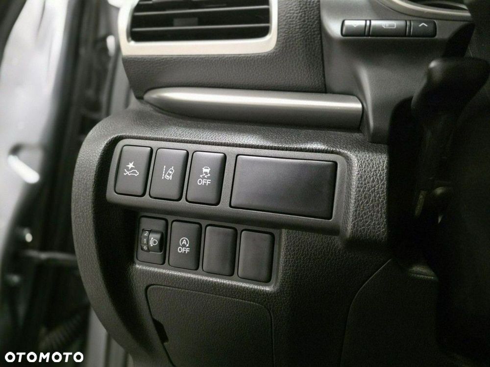 Mitsubishi Eclipse Cross 1.5 T GPF Inbusiness CVT - 24