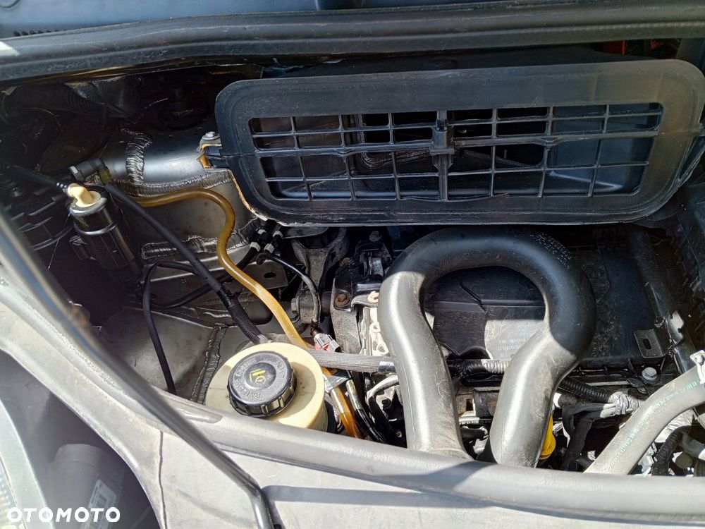 Opel Vivaro - 16