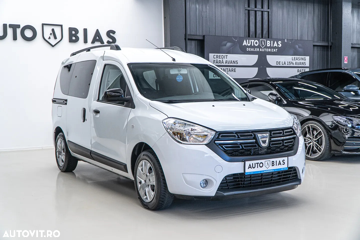 Dacia Dokker 1.5 Blue dCi Laureate - 4