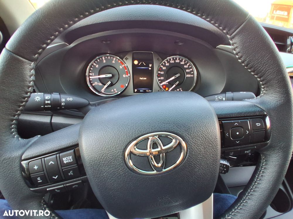 Toyota Hilux 2.4D 150CP 4x4 Double Cab AT Executive - 8