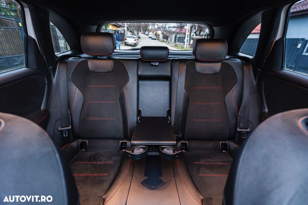 Mercedes-Benz B 200 d 8G-DCT AMG Line - 34