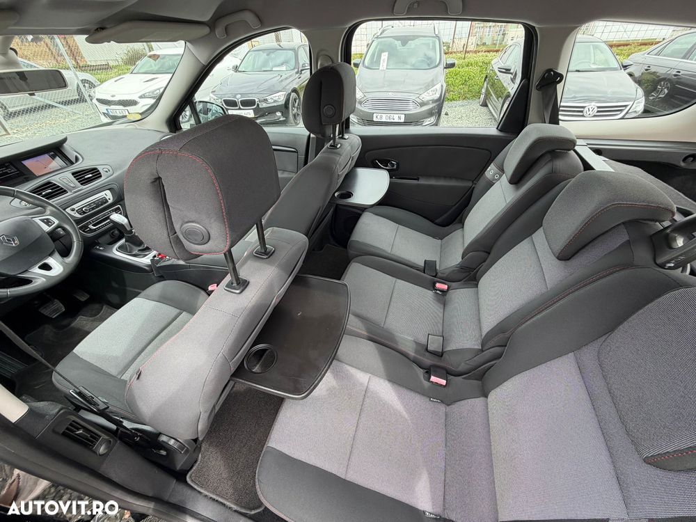 Renault Scenic - 8
