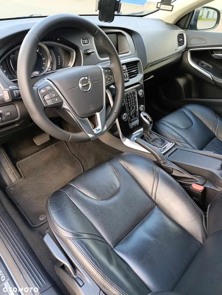 Volvo V40 D2 Geartronic Momentum - 5