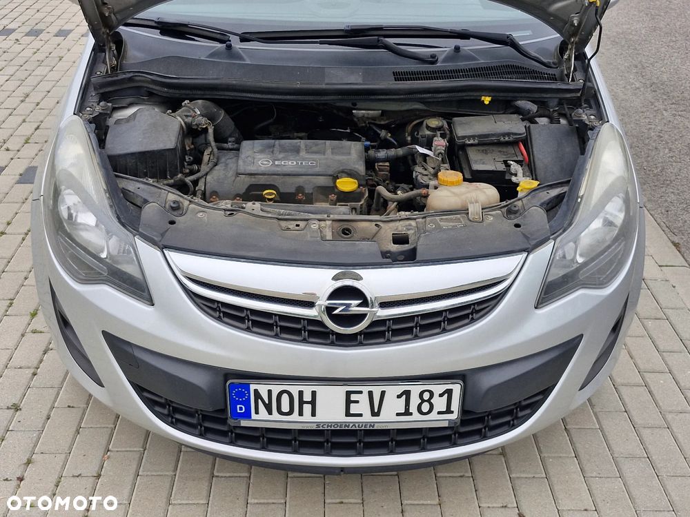 Opel Corsa 1.4 16V Innovation - 22