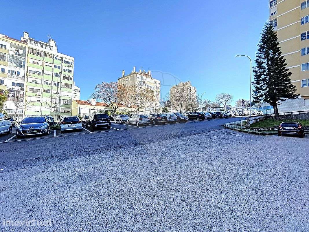 Apartamento T1 para arrendamento - Grande imagem: 3/24