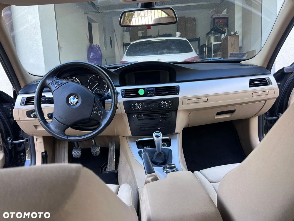 BMW Seria 3 320d DPF Blue Performance Edition Fleet - 6