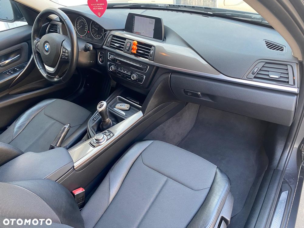 BMW Seria 3 320d Modern Line - 30