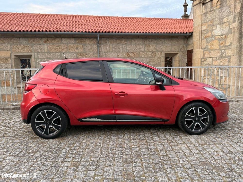 Renault Clio 1.5 dCi Dynamique S - 20