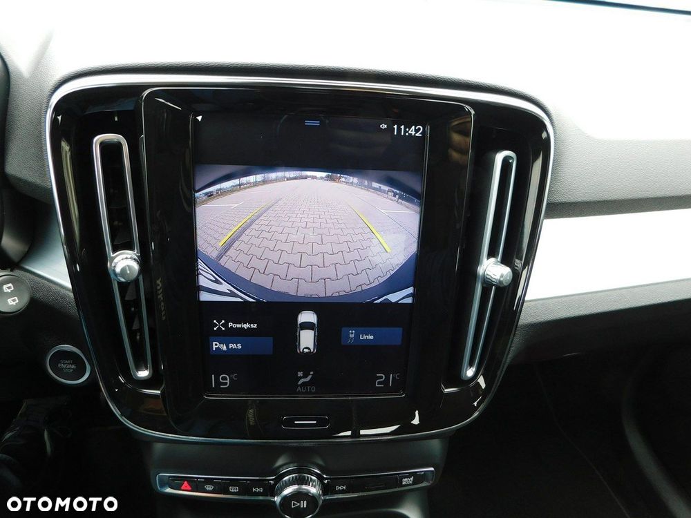 Volvo XC 40 D3 Momentum - 12