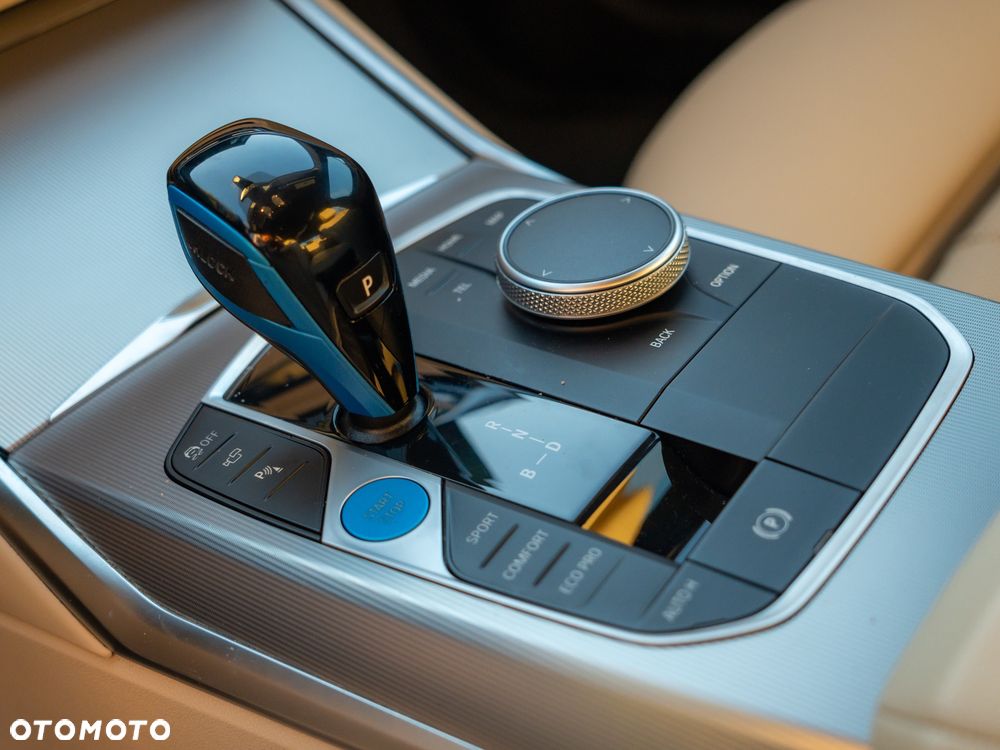 BMW i4 - 34