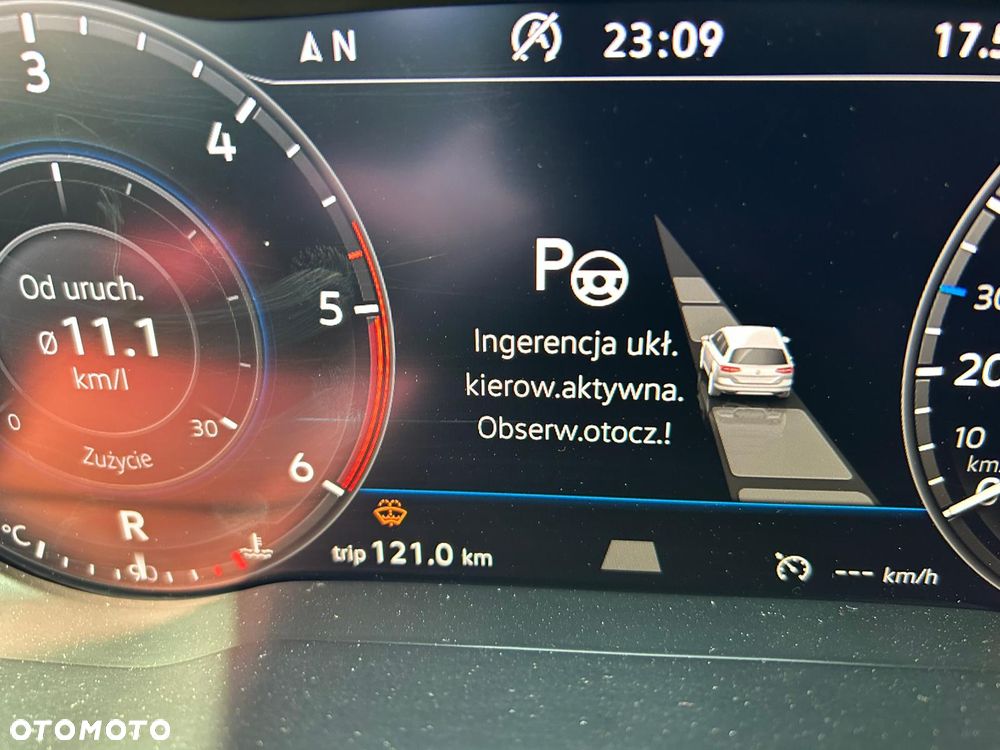 Volkswagen Passat - 8