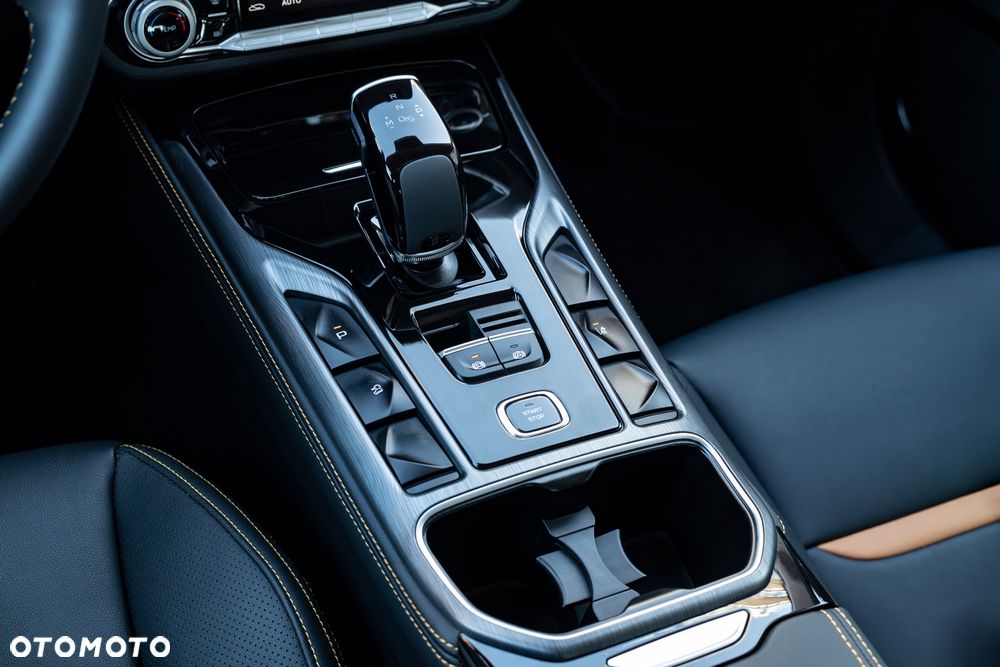 Bestune T77 1.5T Business DCT - 27