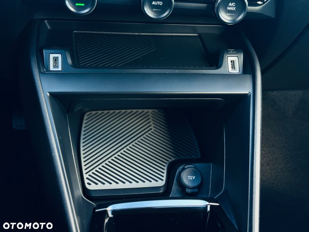 Citroën C4 BlueHDi 130 Stop&Start EAT8 SHINE - 15