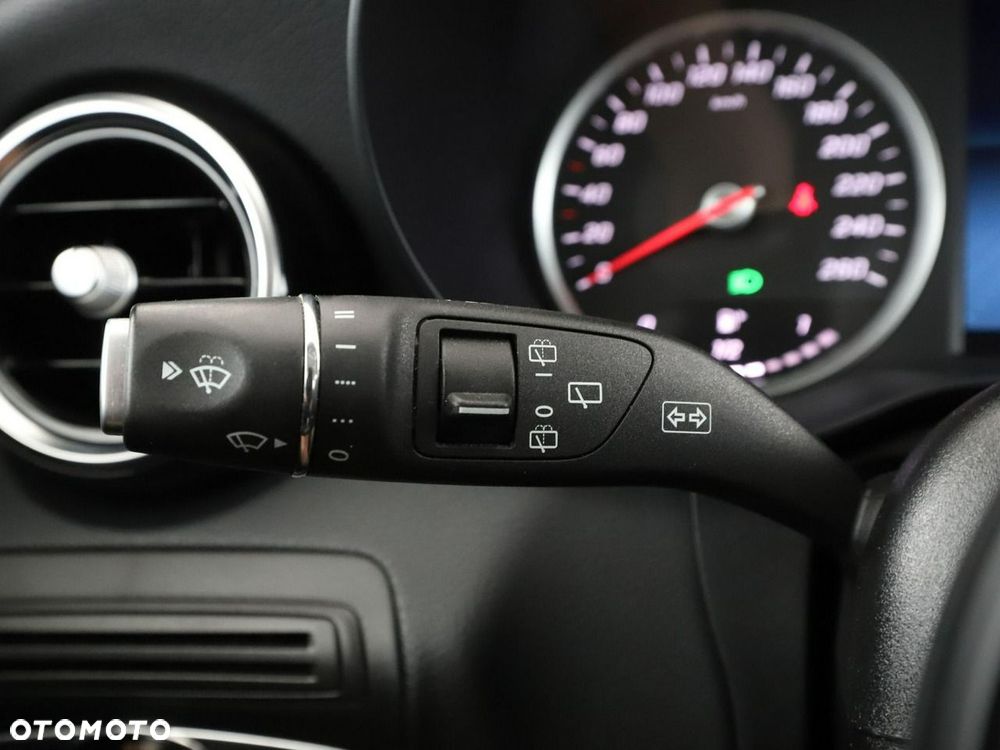 Mercedes-Benz Klasa C 200 d 9G-TRONIC Avantgarde - 33