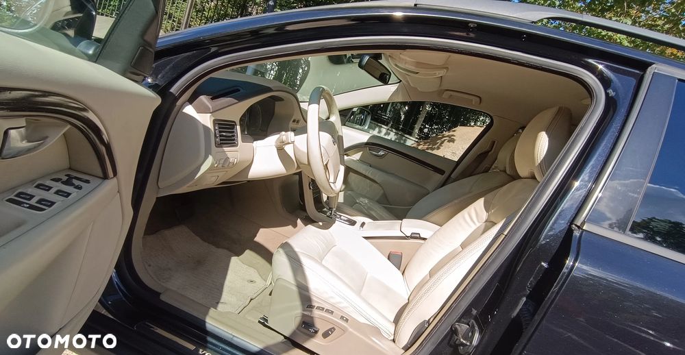 Volvo XC 70 - 9