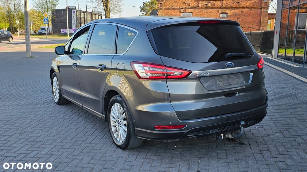 Ford S-Max - 1