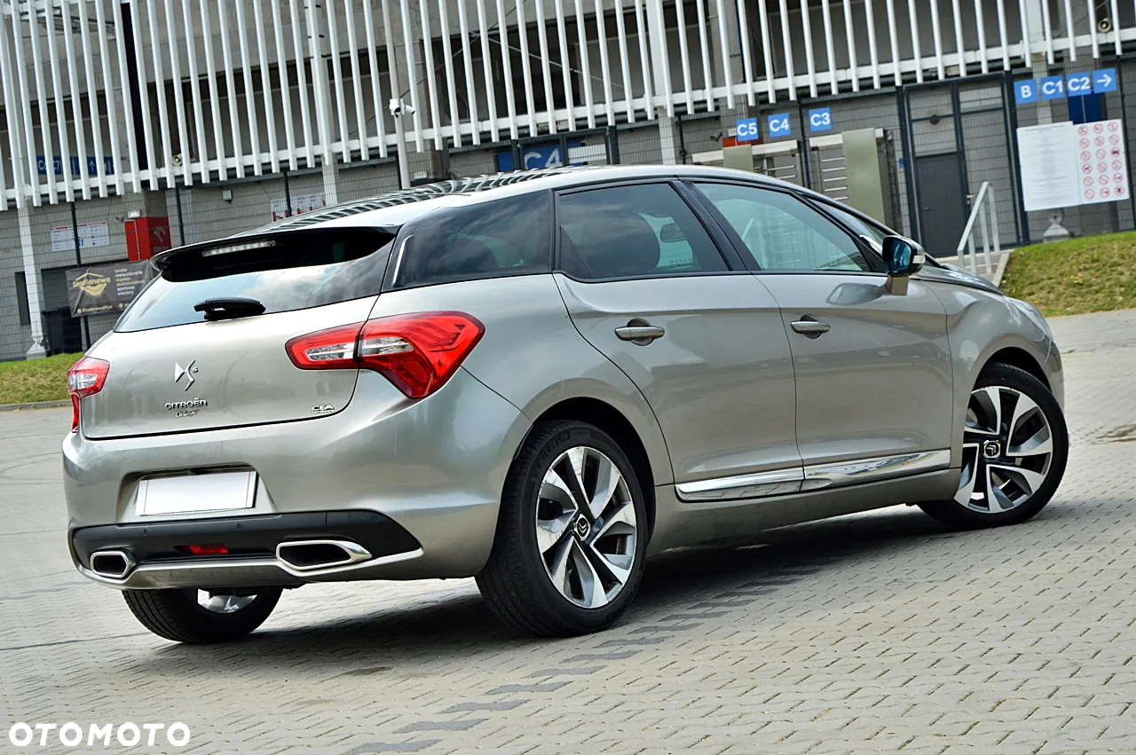 Citroën DS5 2.0 HDi Pure Pearl - 4