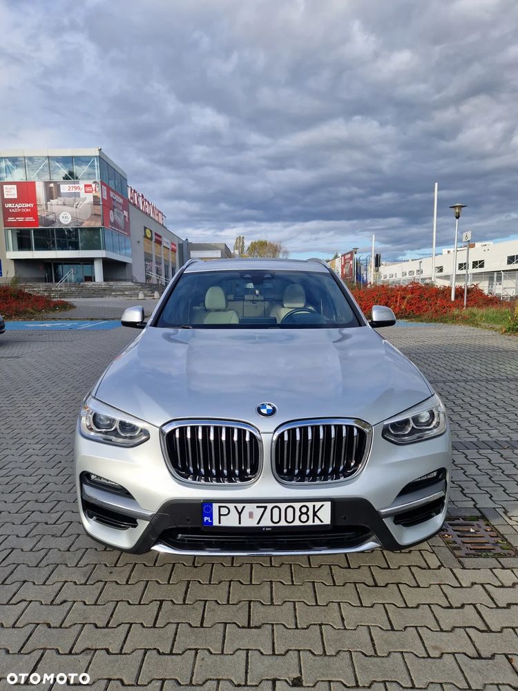 BMW X3 xDrive30i Luxury Line - 4