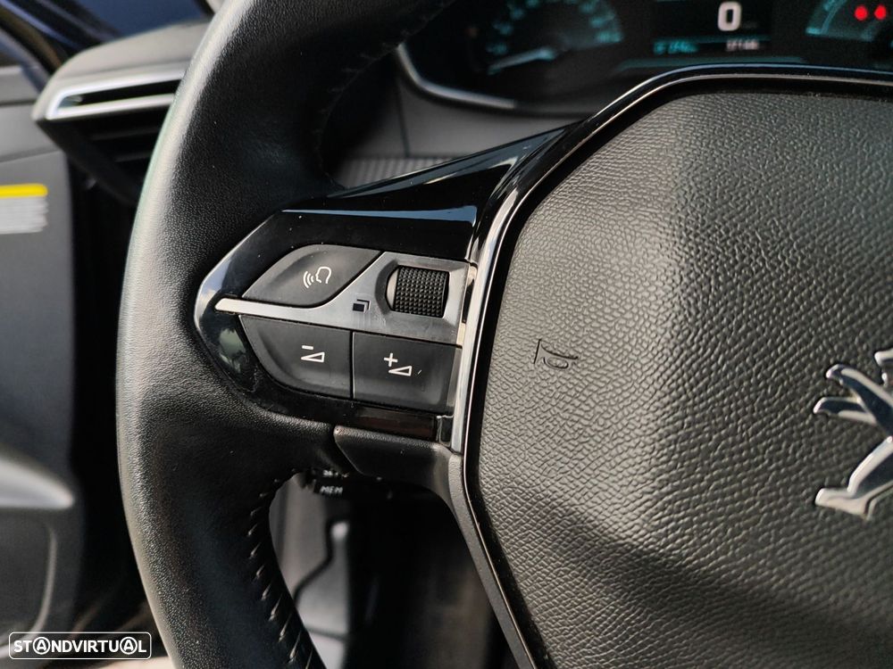 Peugeot e-208 50 kWh Active Pack - 31