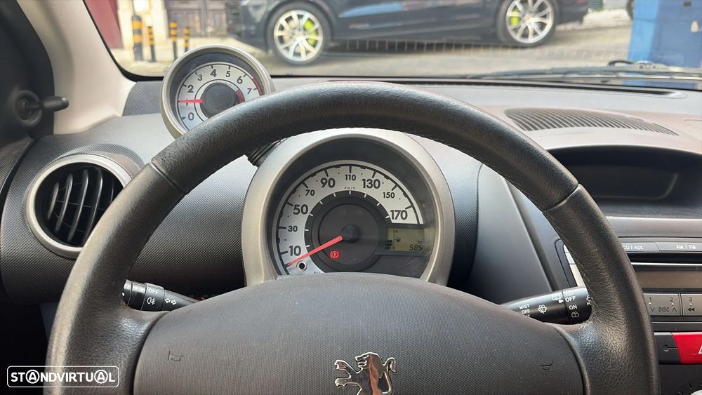Peugeot 107 1.0 Black&Silver - 8