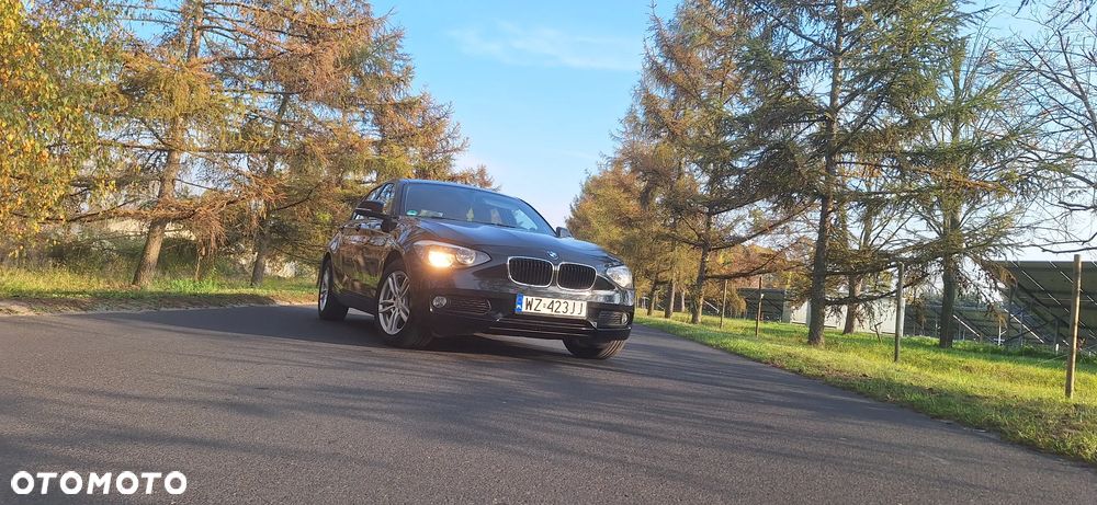 BMW Seria 1 116i - 4