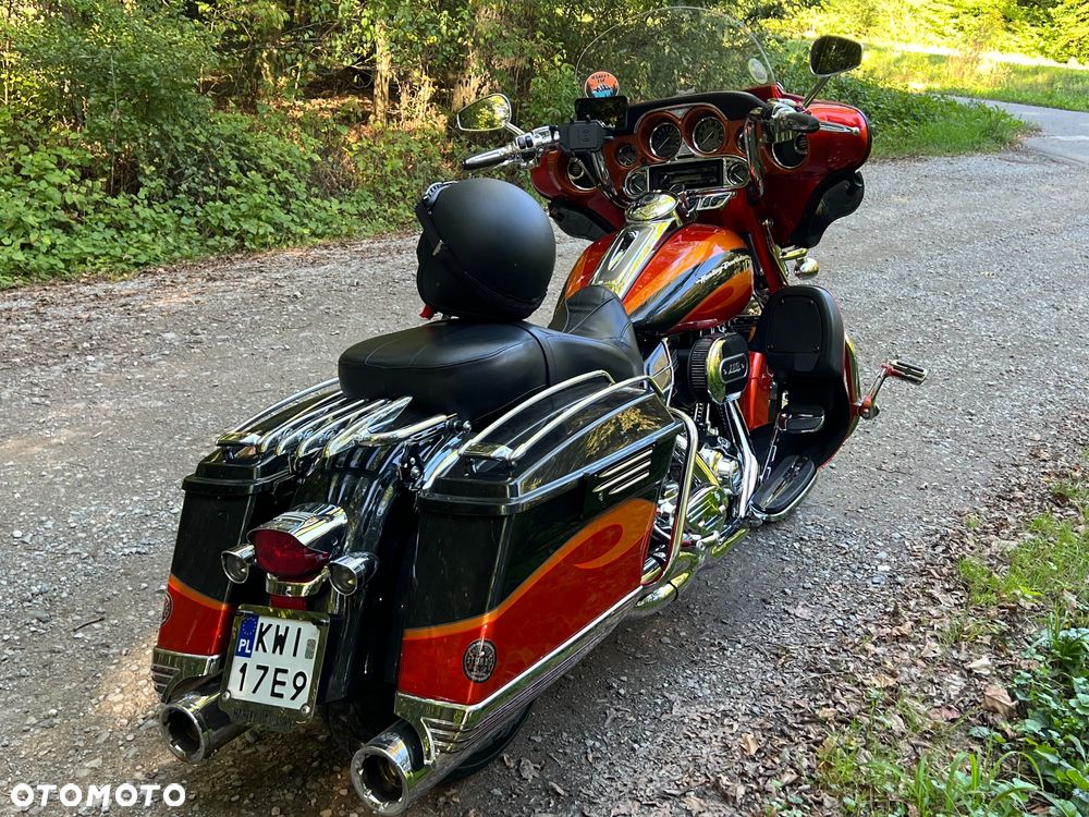 Harley-Davidson FLHTCU Ultra - 41