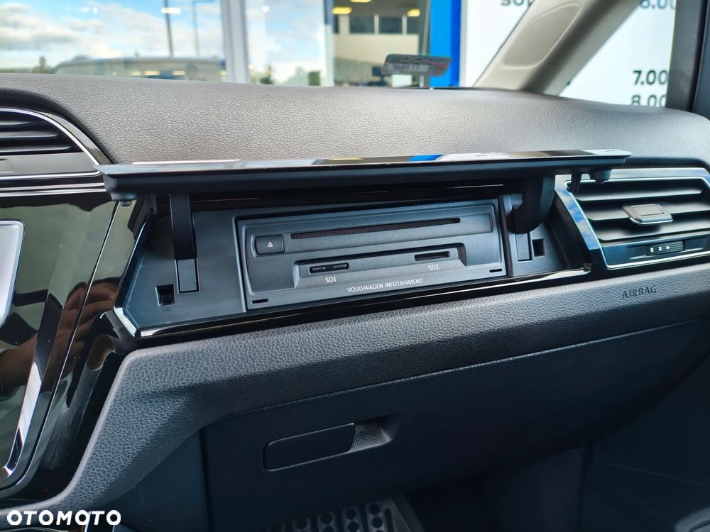 Volkswagen Touran 2.0 TDI BMT Highline DSG - 27