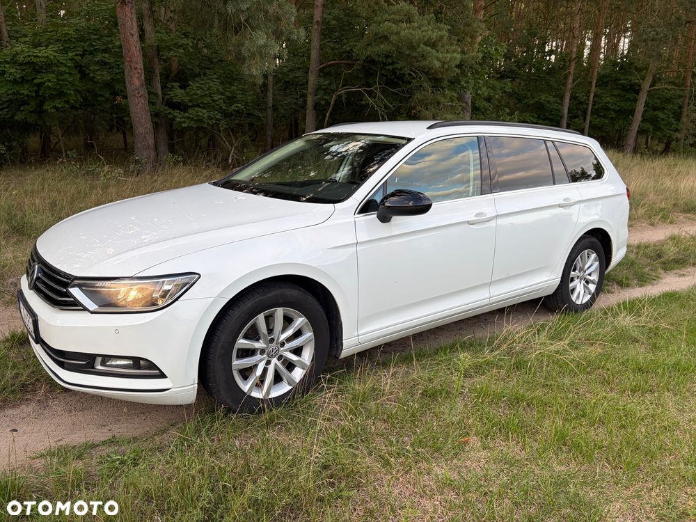Volkswagen Passat 2.0 TDI BMT Trendline - 3