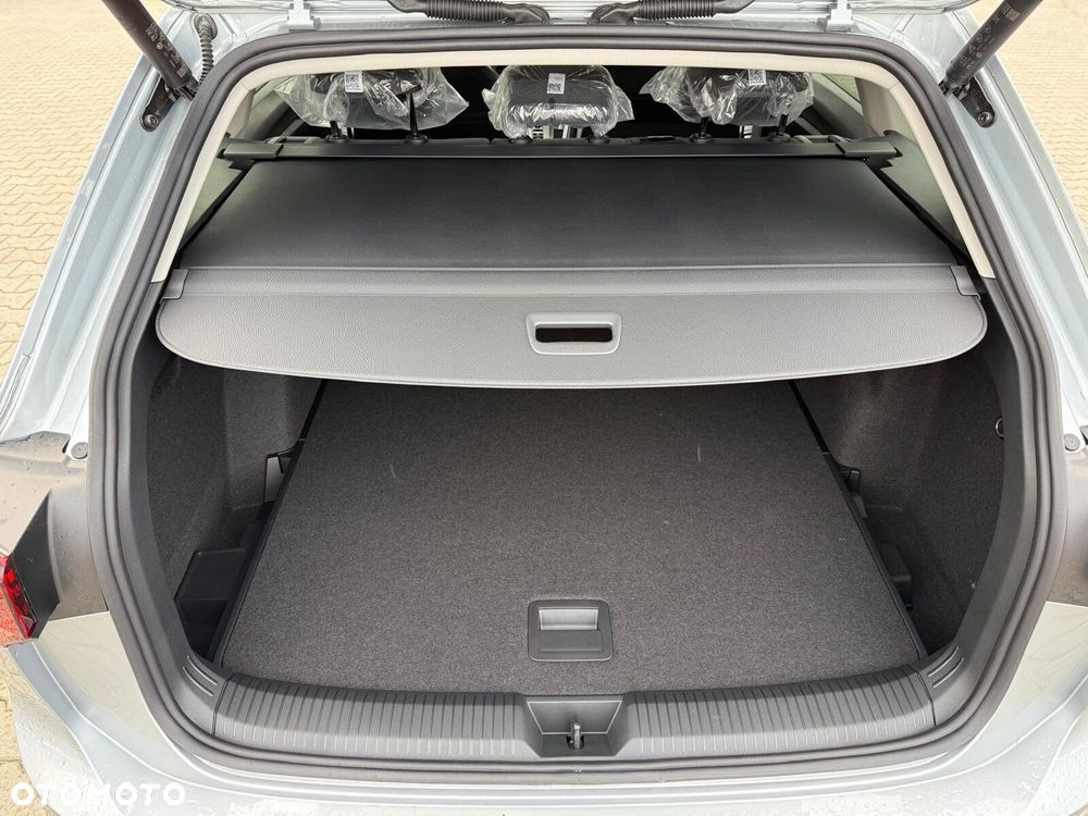 Volkswagen Golf - 36