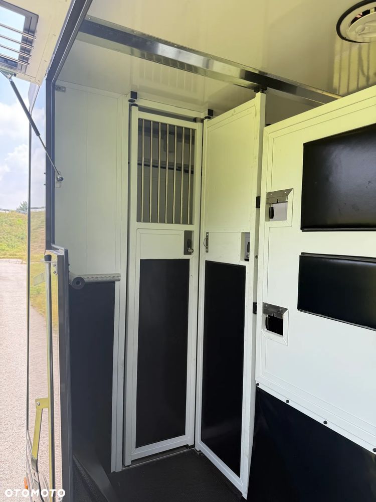 Renault Master Koniowóz - 6